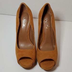 Qupid Tan Peep Toe Heels